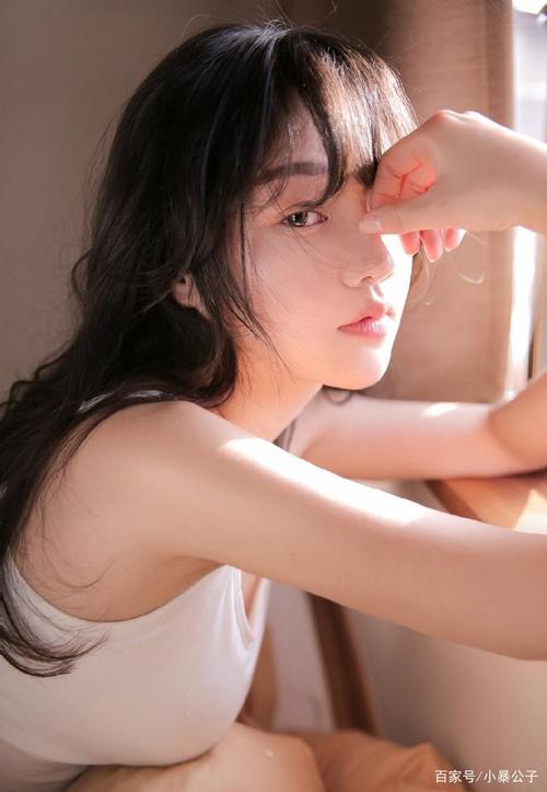 美女被轮流操的相关介绍