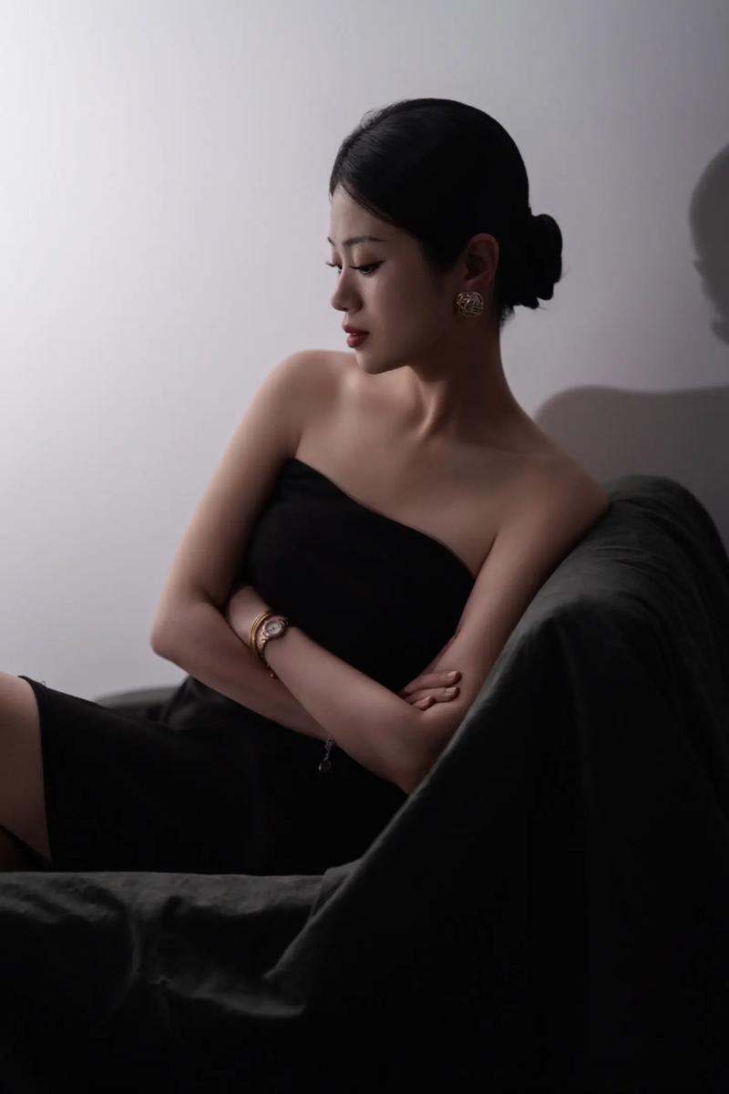 性少妇av的相关介绍