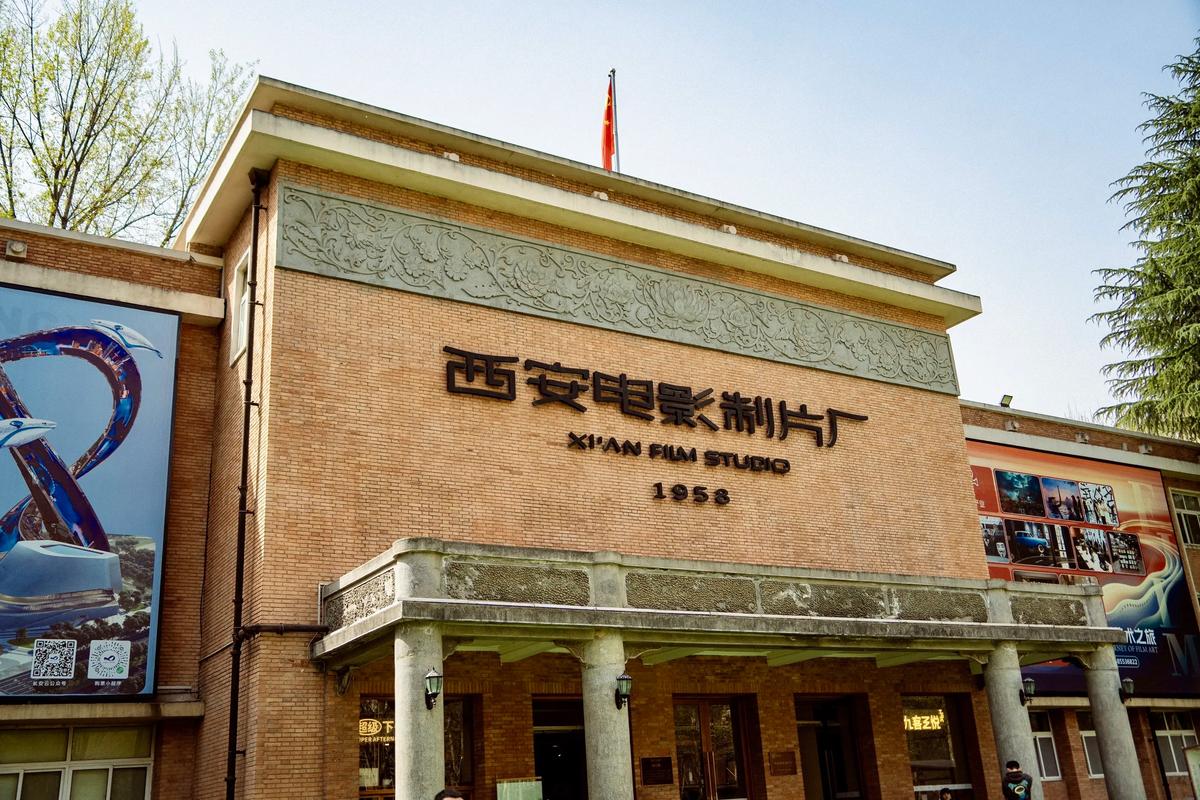 18岁的处女毛片的相关介绍