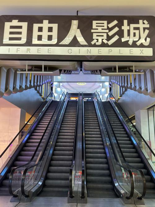 狠狠射影院最新的相关介绍