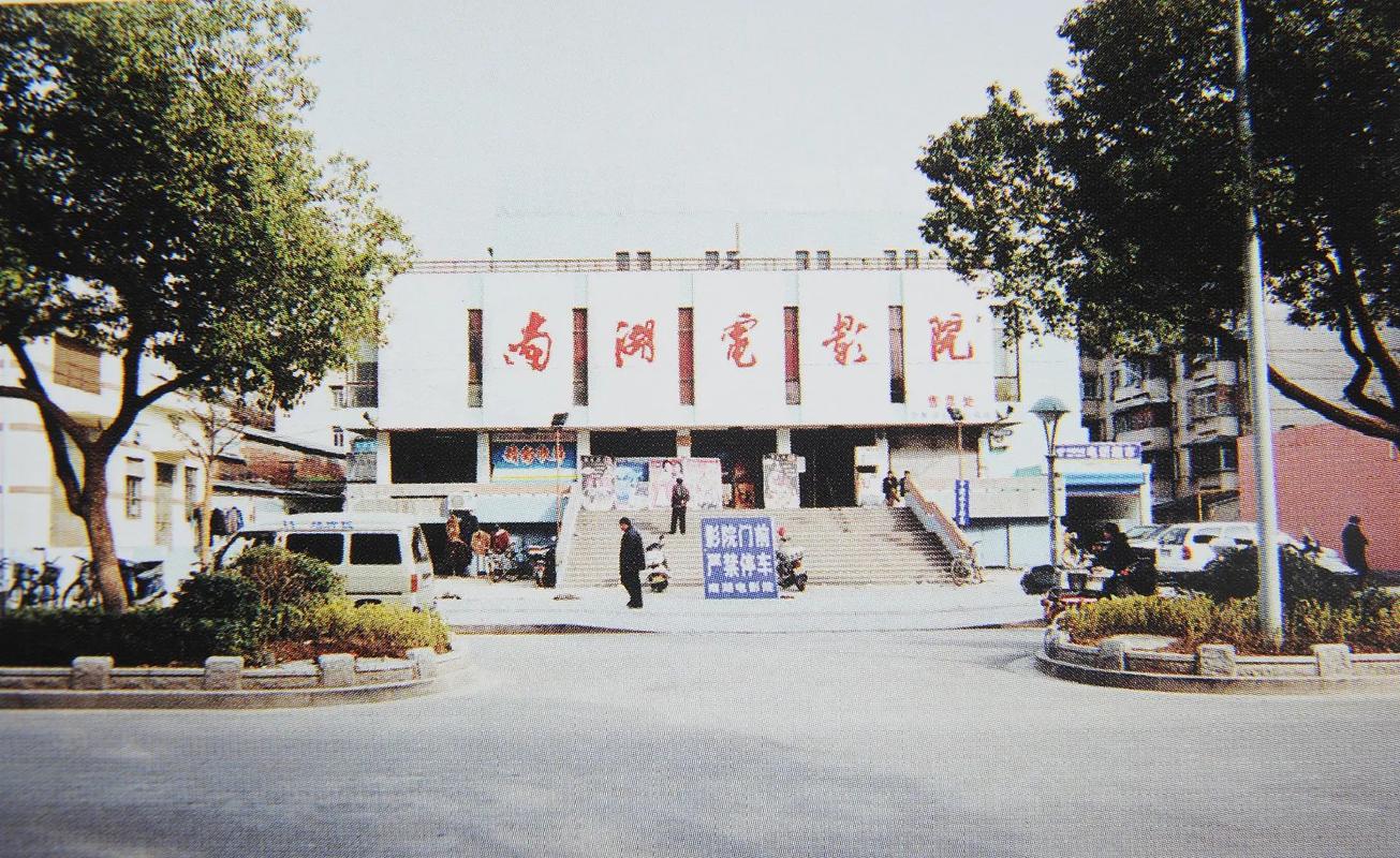 辣文凌辱的相关介绍