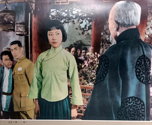 人妻啪啪片的相关介绍