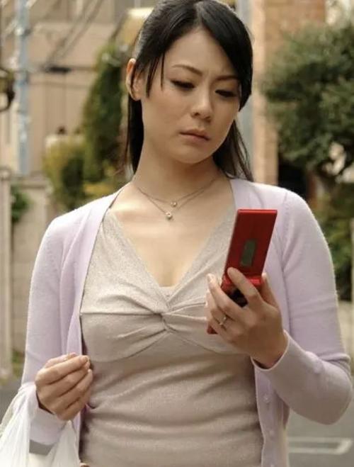 久久色悠悠的相关介绍