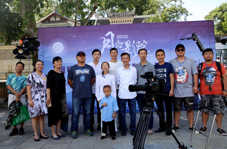 女性分泌物比较多颜色带黄怎么回事的相关介绍
