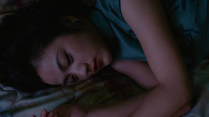 操美女操哭视频的相关介绍