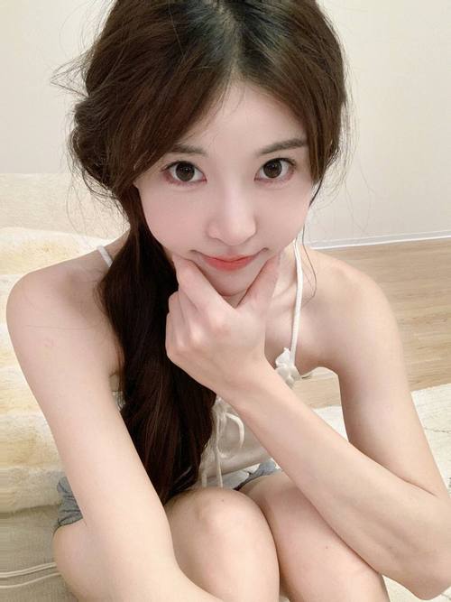 啪啪气质人妻的相关介绍