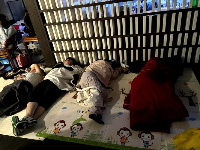 哈利被狂c躁到高潮小说的相关介绍