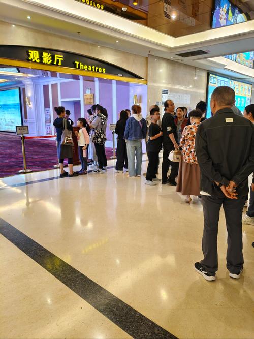 一边爱一边摸的相关介绍