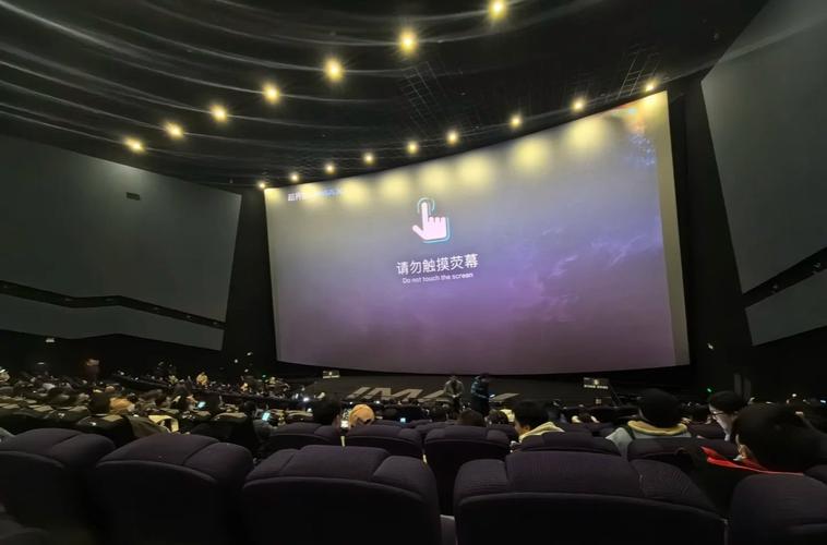 55岁女人分泌物黄是怎么回事的相关介绍