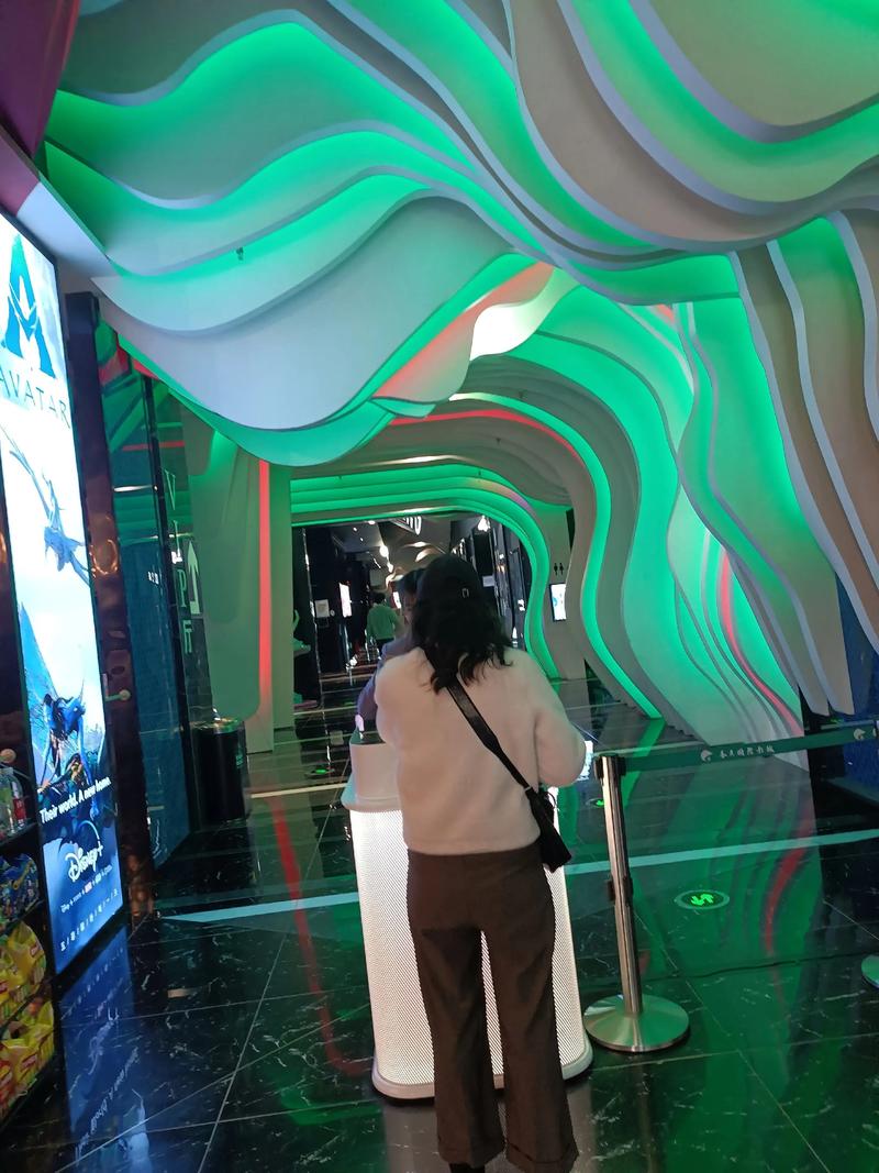 女性内裤上都是黄色的分泌物的相关介绍