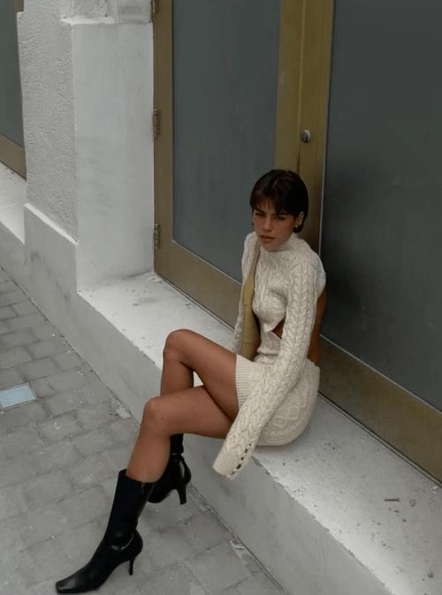 一级少妇av电影的相关介绍