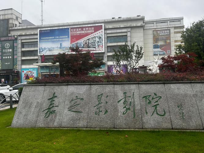 少妇av一二三区的相关介绍