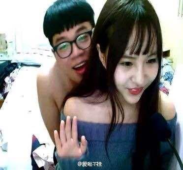 老师操小逼的相关介绍