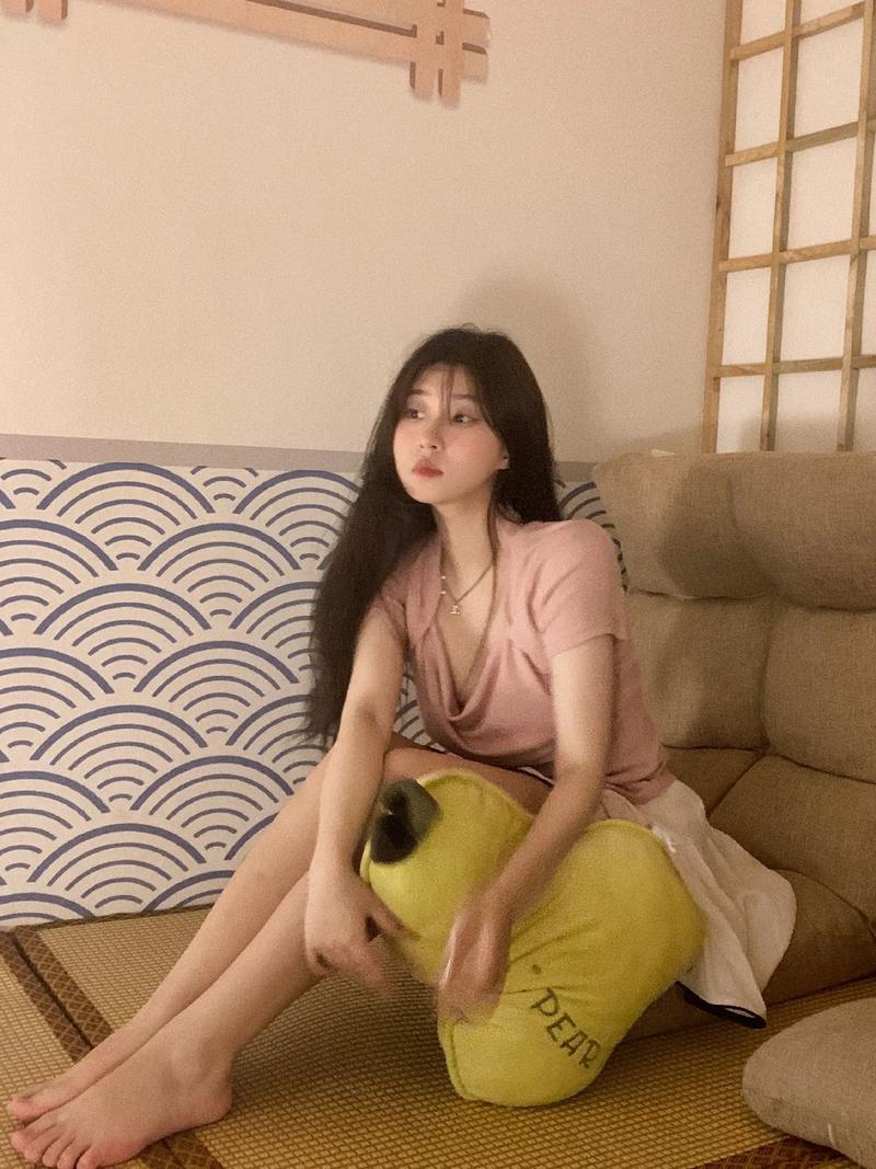 我的美女老师1的相关介绍