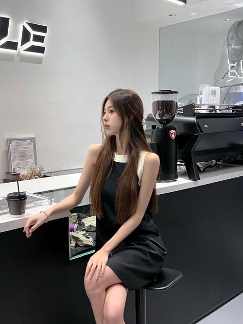 老子影院午夜伦不卡的相关介绍