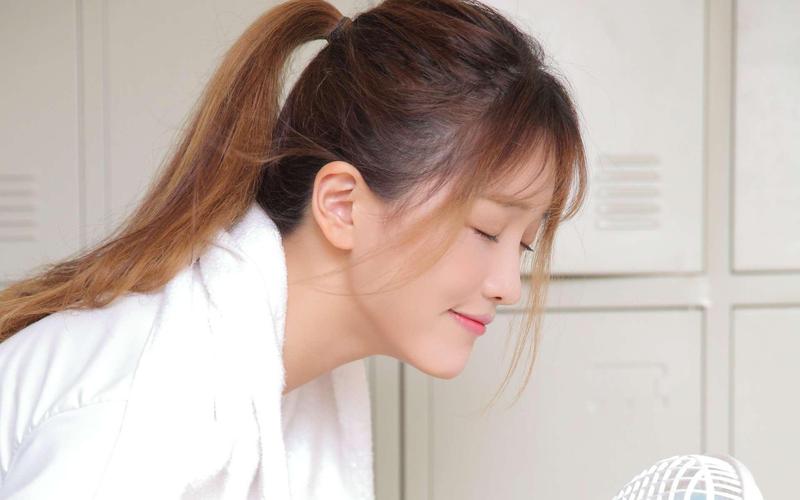 女人十八免费看看的相关介绍