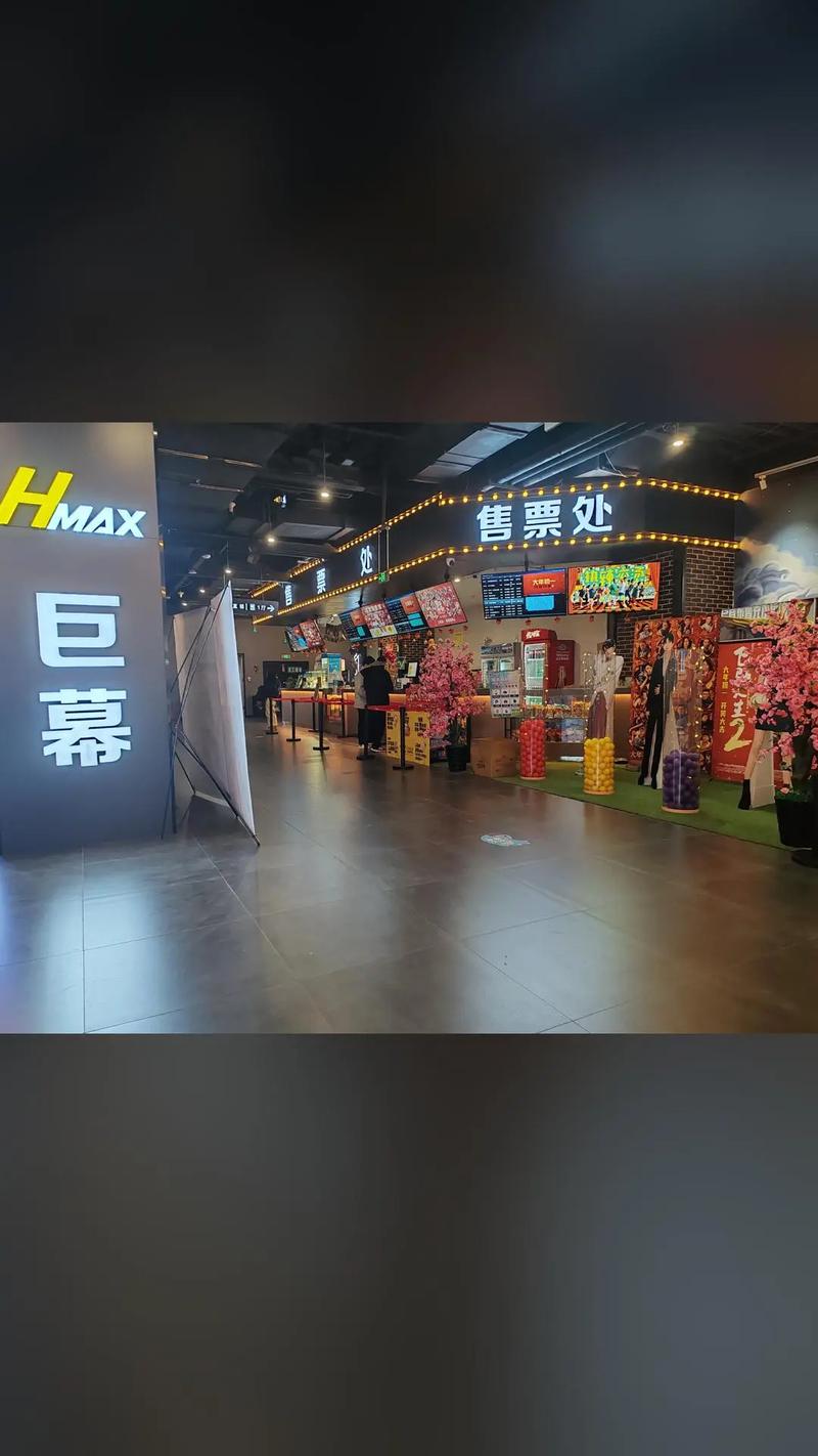 女生下体有黄褐色分泌物的相关介绍