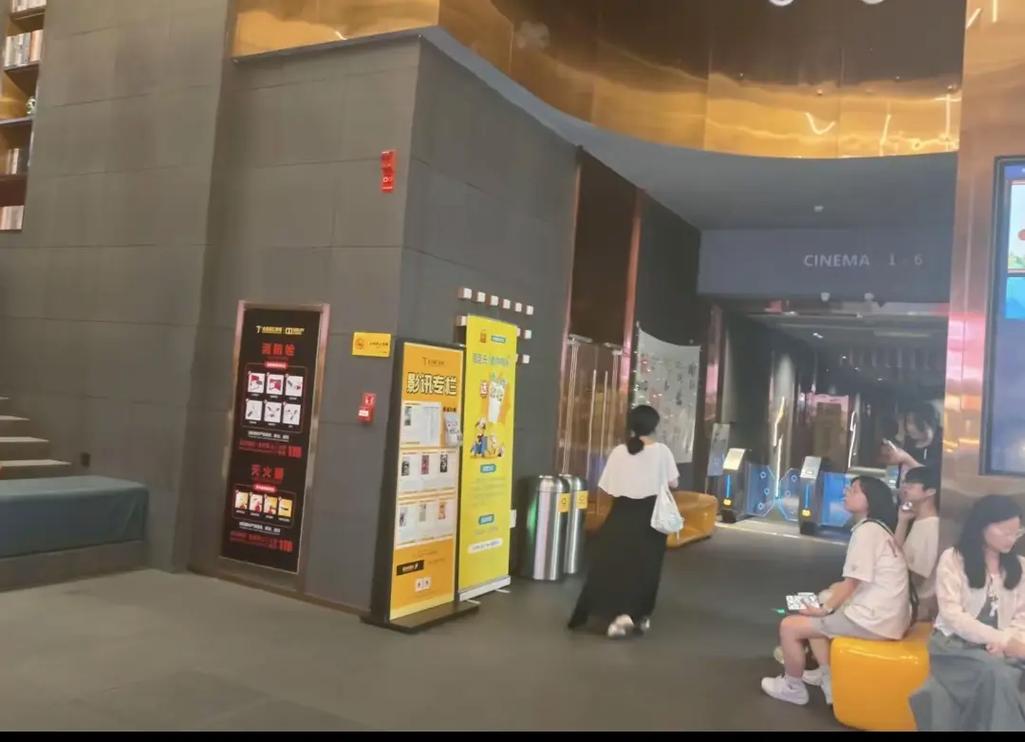 秋霞影院免费视频baqizi的相关介绍